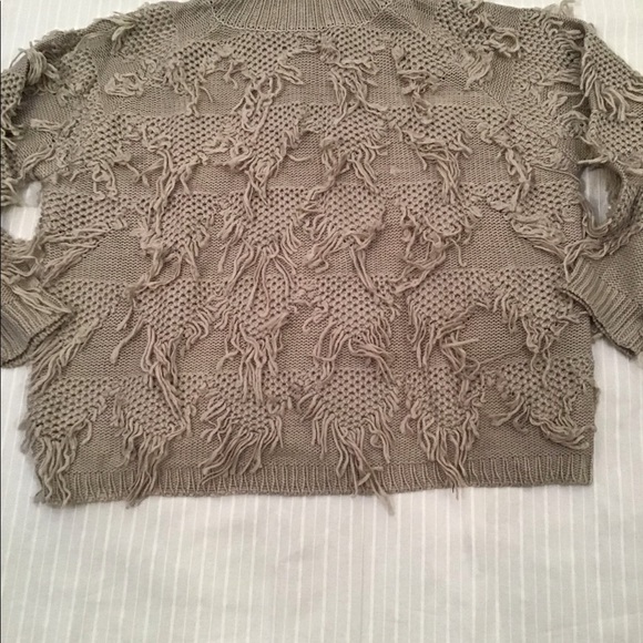 ‼️OVERSIZED FRINGE KNIT PULLOVER - Picture 7 of 8